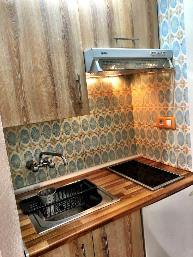 City Central Upper Floor توريمولينوس المظهر الخارجي الصورة